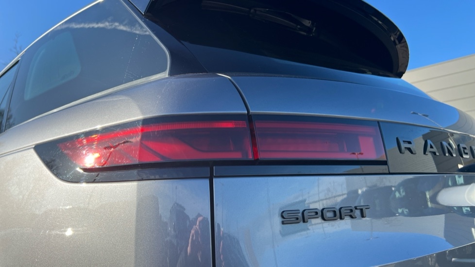 Used Land Rover Range Rover Sport 2023 for sale - 76623505: Photo 19