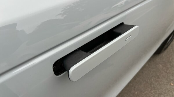 Used Land Rover Range Rover Velar 2023 for sale - 76116880: Photo 37