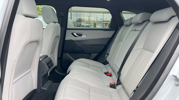 Used Land Rover Range Rover Velar 2023 for sale - 76116880: Photo 4