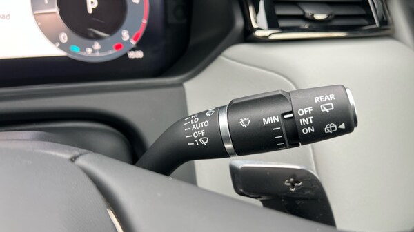 Used Land Rover Range Rover Velar 2023 for sale - 76116880: Photo 60