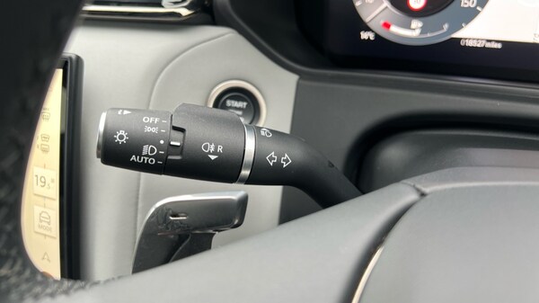 Used Land Rover Range Rover Velar 2023 for sale - 76116880: Photo 61