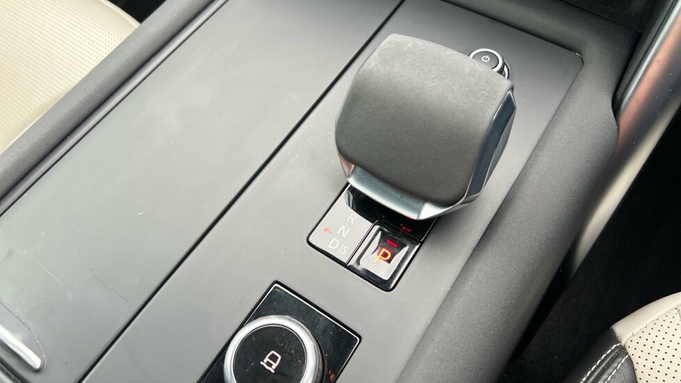 Used Land Rover Discovery 2022 for sale - 76552403: Photo 13