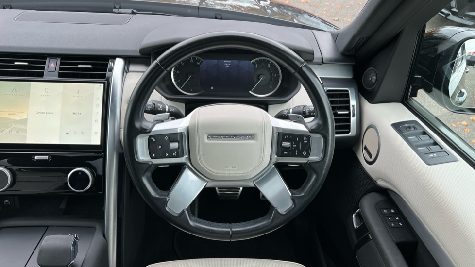 Used Land Rover Discovery 2022 for sale - 76552403: Photo 15