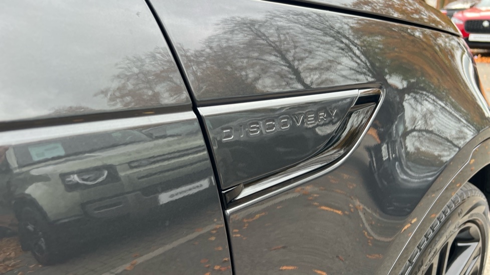 Used Land Rover Discovery 2022 for sale - 76552403: Photo 22