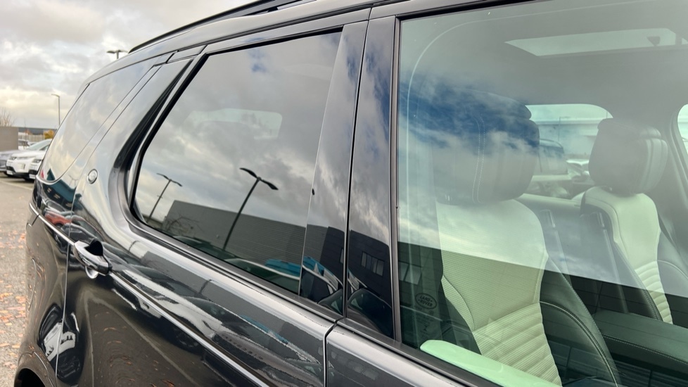 Used Land Rover Discovery 2022 for sale - 76552403: Photo 39