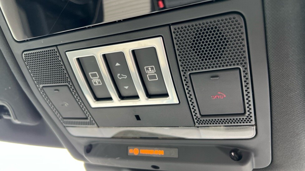 Used Land Rover Discovery 2022 for sale - 76552403: Photo 46