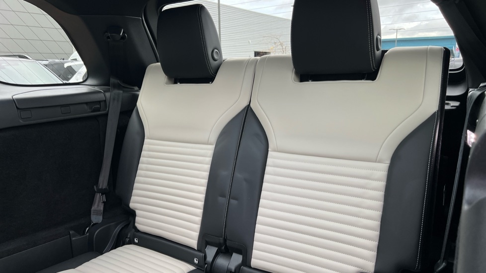 Used Land Rover Discovery 2022 for sale - 76552403: Photo 63