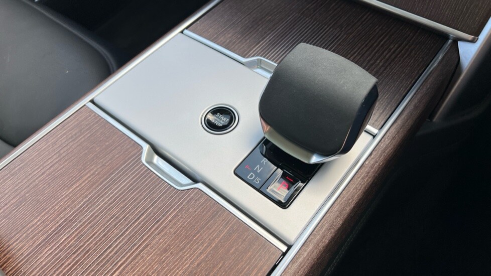 Used Land Rover Range Rover 2025 for sale - 76438186: Photo 13