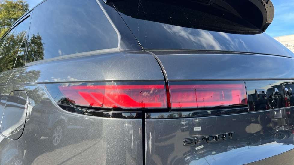 Used Land Rover Range Rover Sport 2025 for sale - 76609744: Photo 19