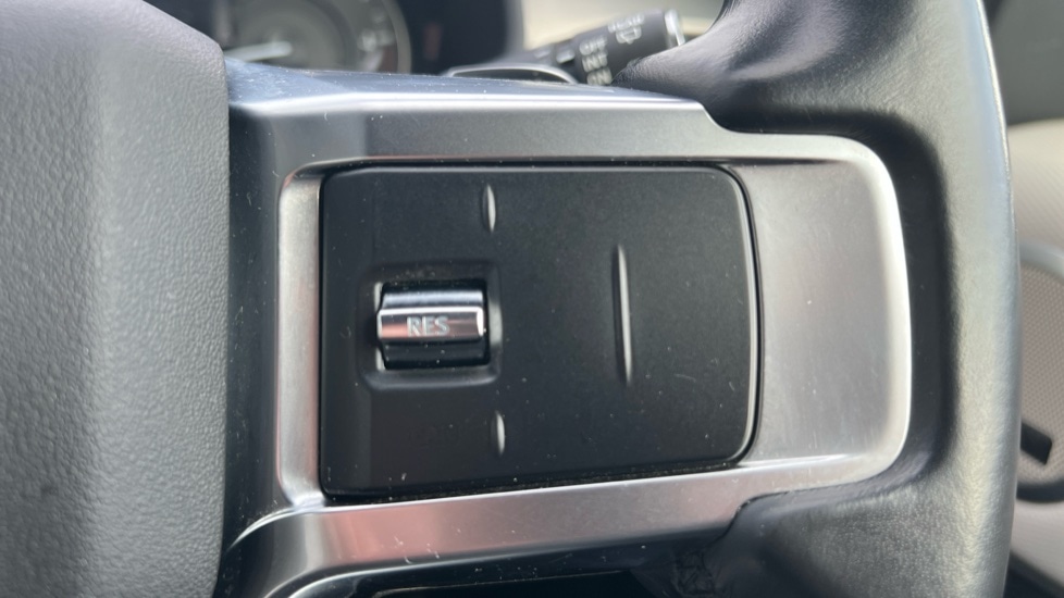 Used Land Rover Discovery 2022 for sale - 76597923: Photo 61