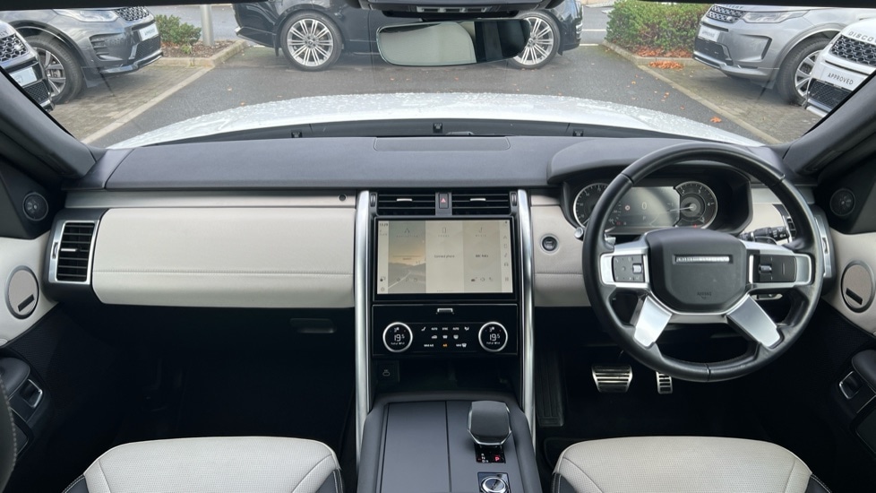 Used Land Rover Discovery 2022 for sale - 76597923: Photo 9