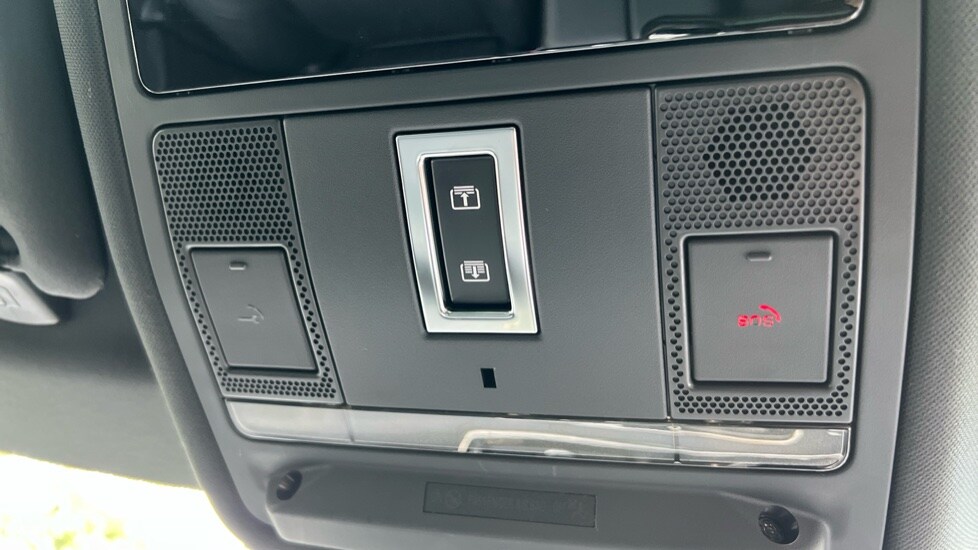 Used Land Rover Range Rover Evoque 2022 for sale - 76140446: Photo 38
