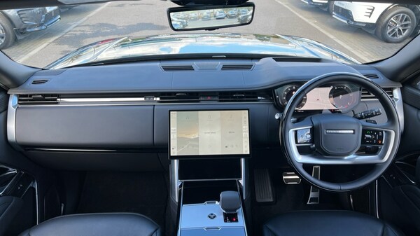 Used Land Rover Range Rover 2025 for sale - 76229205: Photo 9