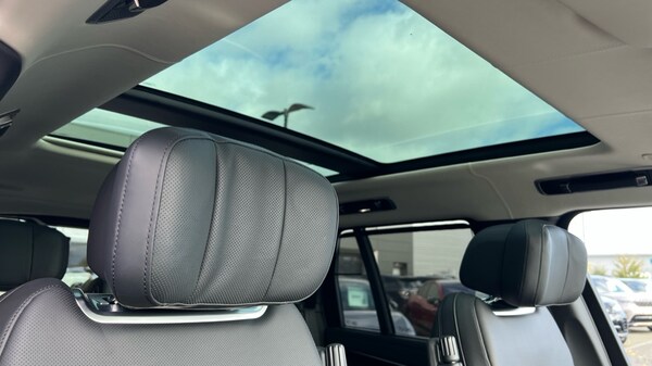 Used Land Rover Range Rover 2025 for sale - 76180209: Photo 20