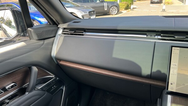 Used Land Rover Range Rover 2025 for sale - 76180209: Photo 21