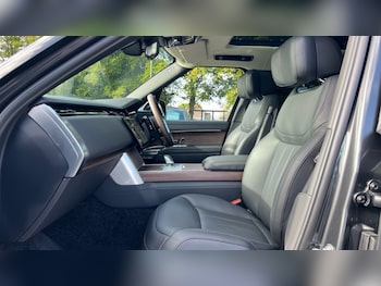 Used Land Rover Range Rover 2025 for sale - 76180209: Photo 3
