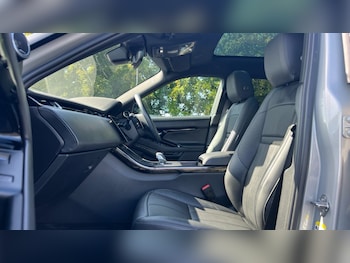 Used Land Rover Range Rover Evoque 2024 for sale - 75735303: Photo