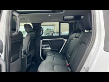 Used Land Rover Defender 2023 for sale - 74883338: Photo