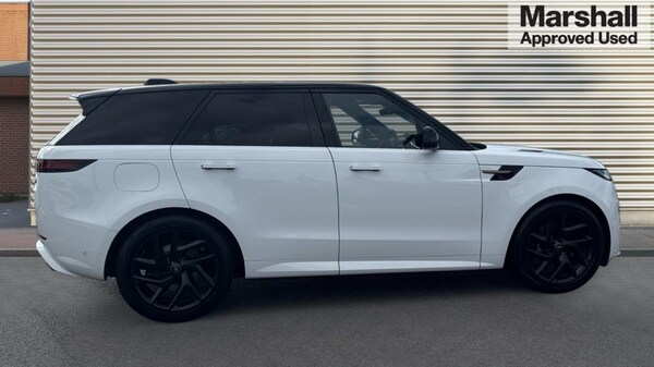 Used Land Rover Range Rover Sport 2022 for sale - 75466081: Photo 2