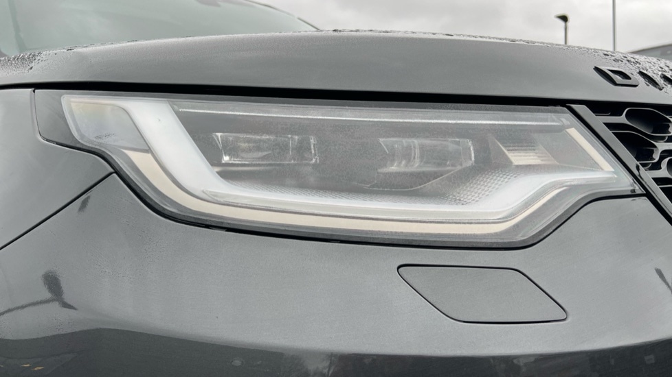 Used Land Rover Discovery 2023 for sale - 76766300: Photo 34