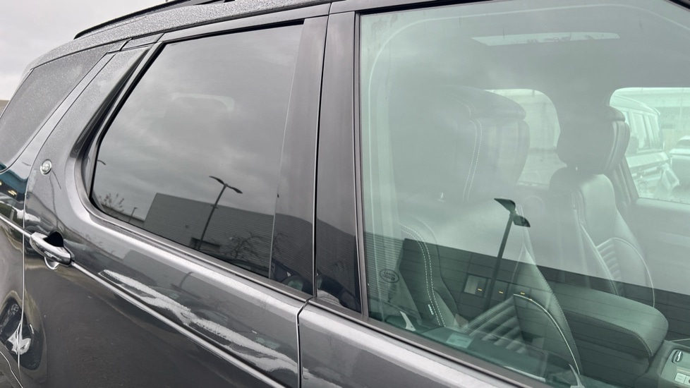 Used Land Rover Discovery 2023 for sale - 76766300: Photo 38