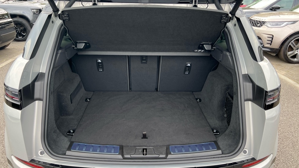 Used Land Rover Range Rover Evoque 2025 for sale - 76145935: Photo 10