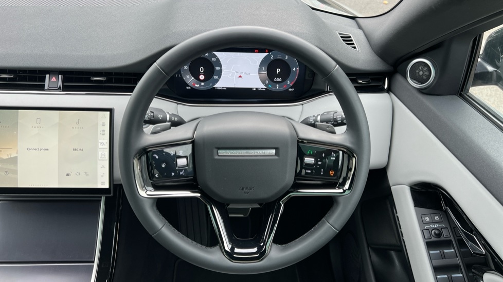 Used Land Rover Range Rover Evoque 2025 for sale - 76145935: Photo 15
