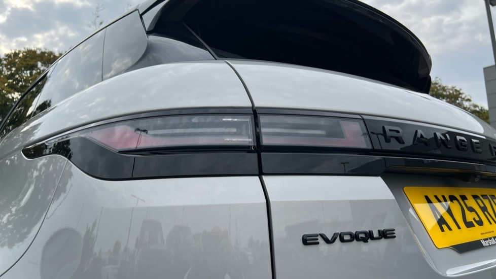 Used Land Rover Range Rover Evoque 2025 for sale - 76145935: Photo 19
