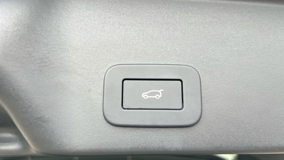Used Land Rover Range Rover Evoque 2025 for sale - 76145935: Photo 55