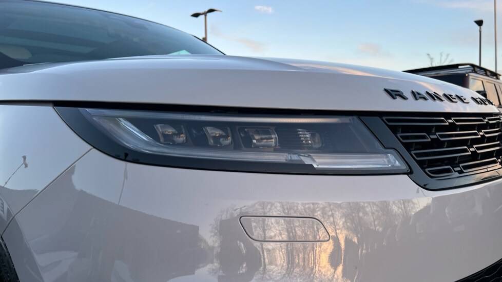 Used Land Rover Range Rover Sport 2023 for sale - 76766308: Photo 17