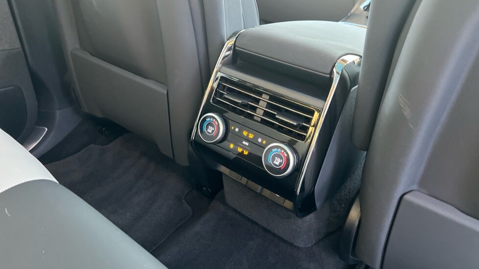 Used Land Rover Range Rover Sport 2023 for sale - 76766308: Photo 18