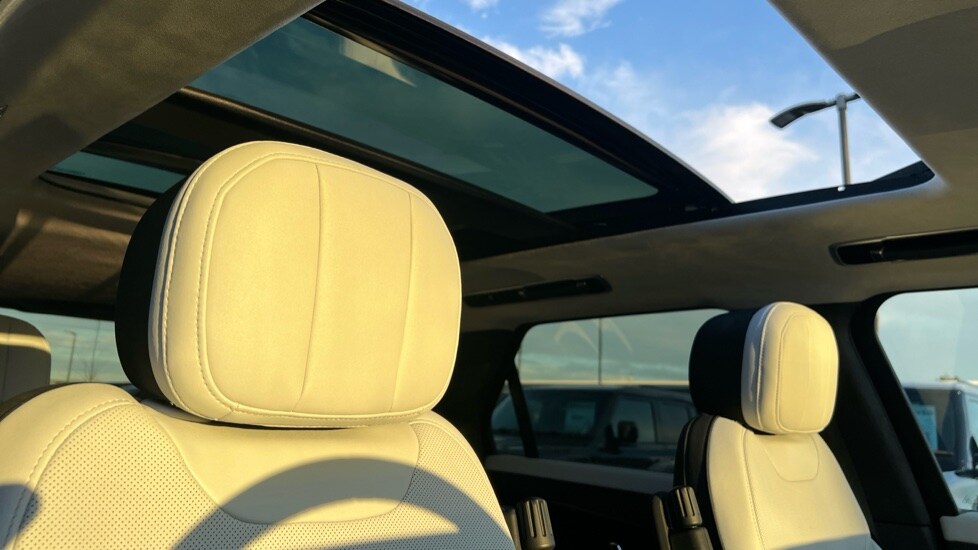 Used Land Rover Range Rover Sport 2023 for sale - 76766308: Photo 40