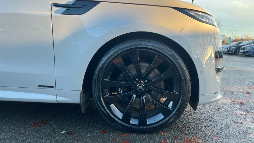 Used Land Rover Range Rover Sport 2023 for sale - 76766308: Photo 8