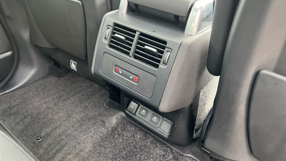 Used Land Rover Discovery 2024 for sale - 76018195: Photo 18