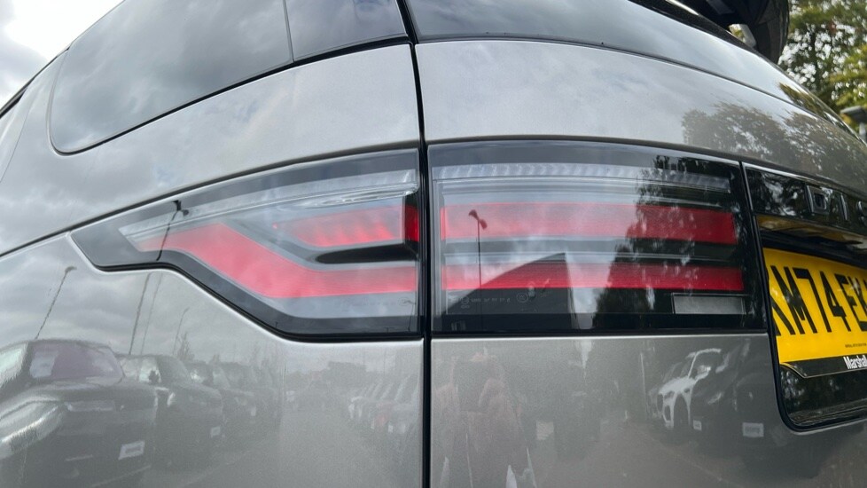 Used Land Rover Discovery 2024 for sale - 76018195: Photo 19