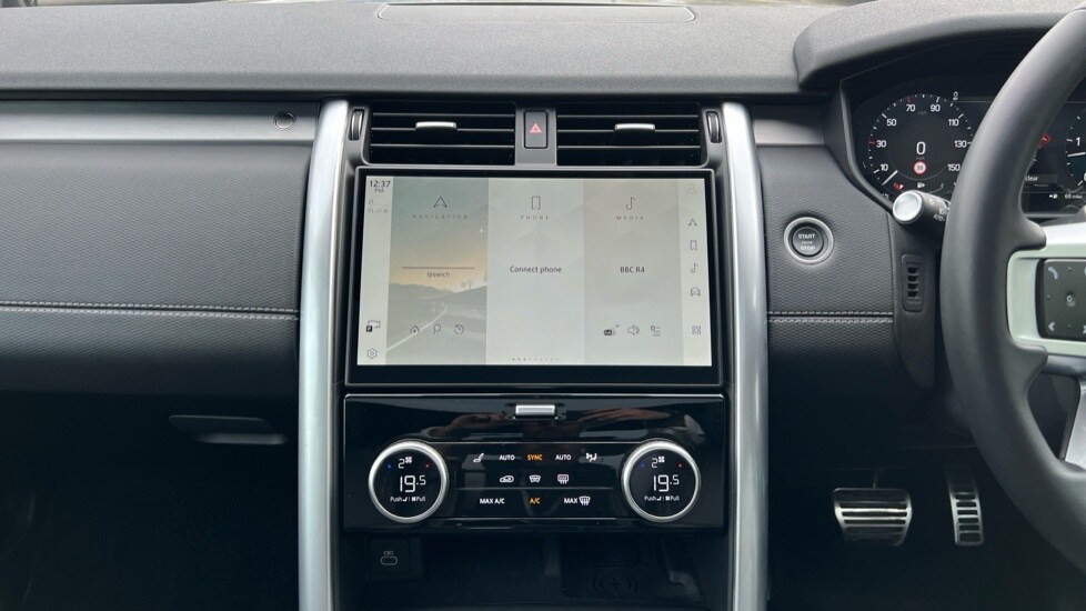 Used Land Rover Discovery 2024 for sale - 76018195: Photo 29