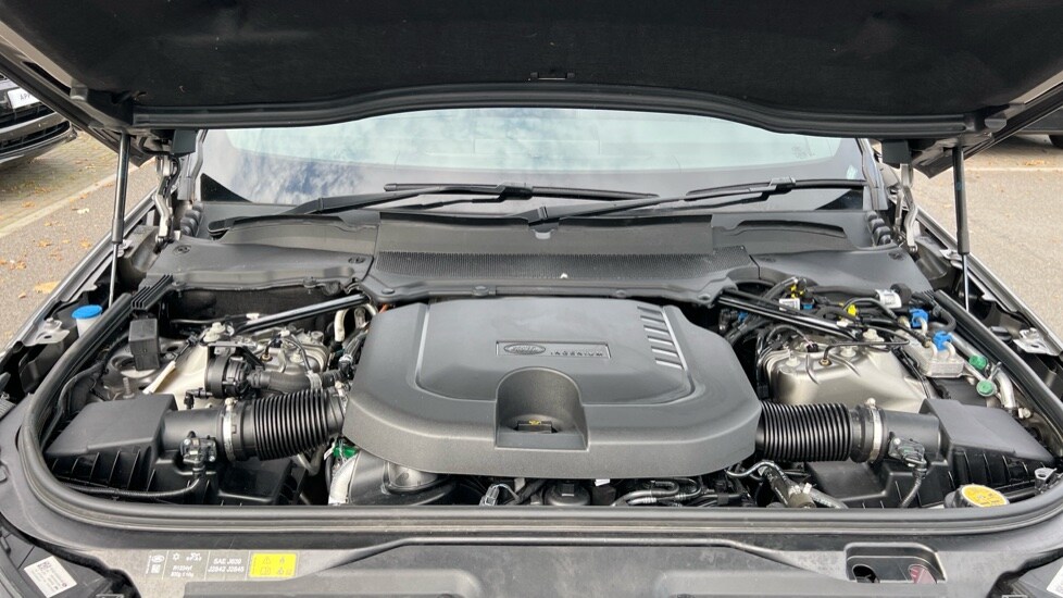 Used Land Rover Discovery 2024 for sale - 76018195: Photo 30