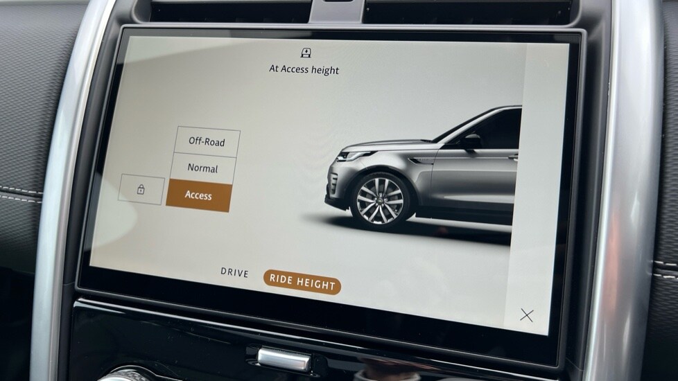 Used Land Rover Discovery 2024 for sale - 76018195: Photo 68