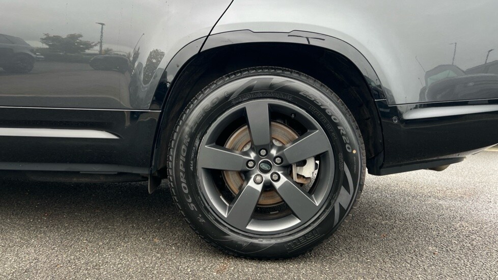 Used Land Rover Defender 2024 for sale - 76116985: Photo 33