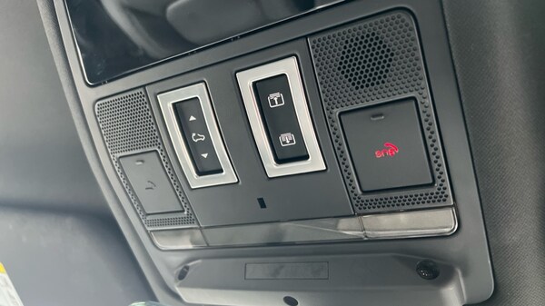 Used Land Rover Defender 2024 for sale - 76116985: Photo 49