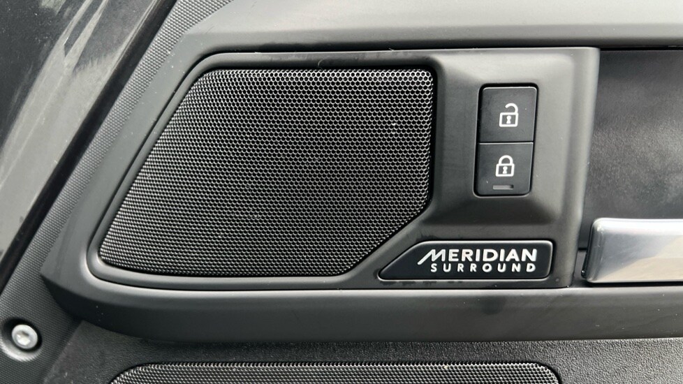 Used Land Rover Defender 2024 for sale - 76116985: Photo 52