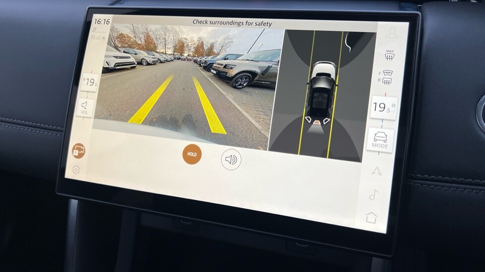 Used Land Rover Discovery Sport 2023 for sale - 76494035: Photo 12