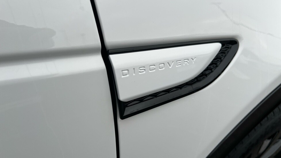 Used Land Rover Discovery Sport 2023 for sale - 76494035: Photo 21
