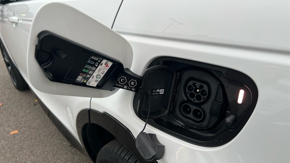 Used Land Rover Discovery Sport 2023 for sale - 76494035: Photo 23