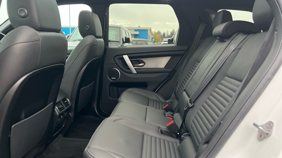 Used Land Rover Discovery Sport 2023 for sale - 76494035: Photo 4