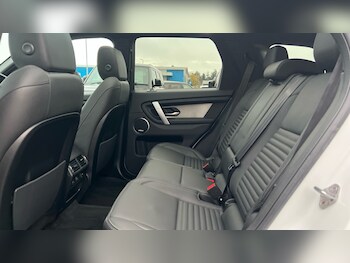 Used Land Rover Discovery Sport 2023 for sale - 76494035: Photo