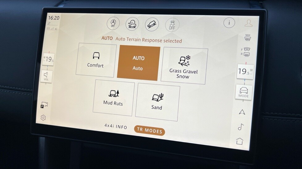 Used Land Rover Discovery Sport 2023 for sale - 76494035: Photo 66