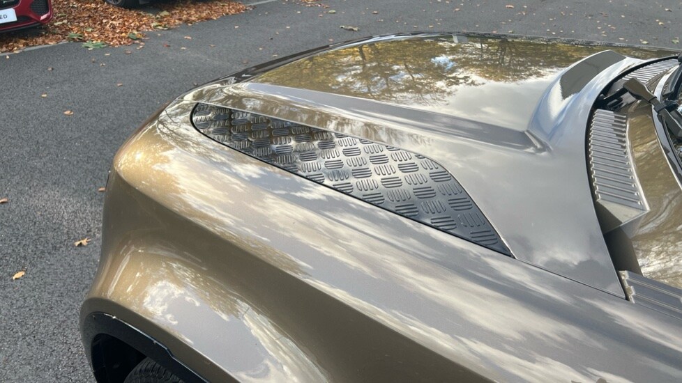 Used Land Rover Defender 2024 for sale - 76361935: Photo 23