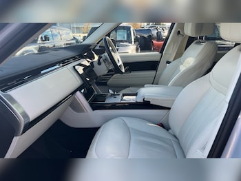 Used Land Rover Range Rover 2024 for sale - 76434749: Photo