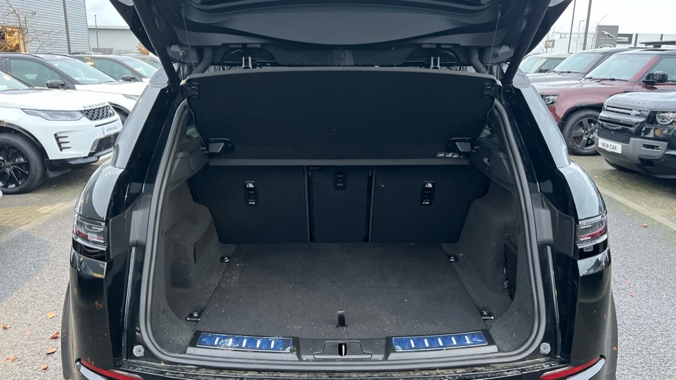 Used Land Rover Range Rover Evoque 2025 for sale - 76533910: Photo 10